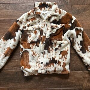 BKE Cow Print Fleece Jacket